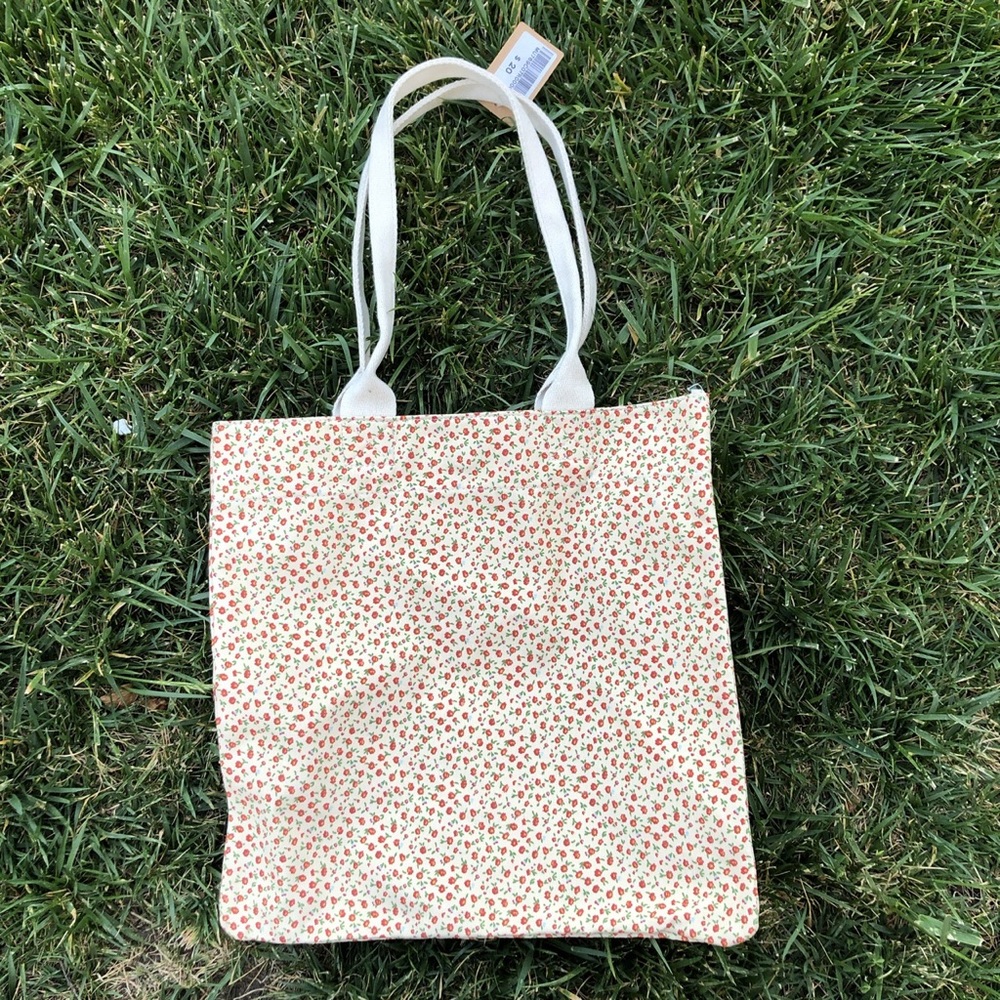 Brandy Melville Bag